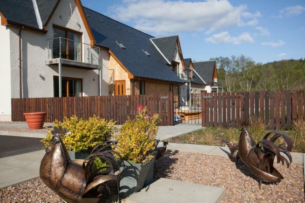Tower Ridge Apartments Fort William Buitenkant foto