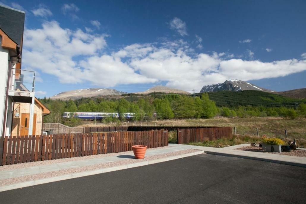 Tower Ridge Apartments Fort William Buitenkant foto